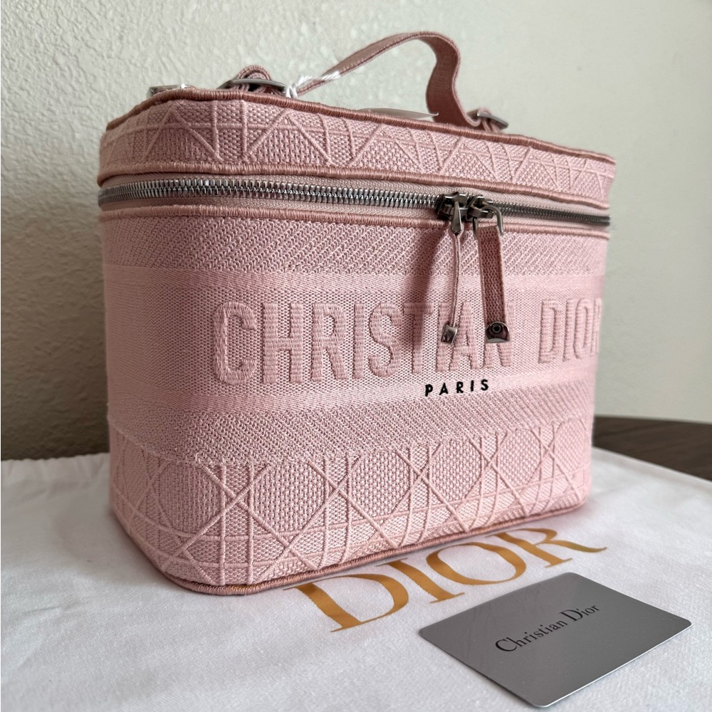 ❌SOLD❌NEW DIOR Large Travel Vanity Case in Boise de Rose - Picture 2 of 8